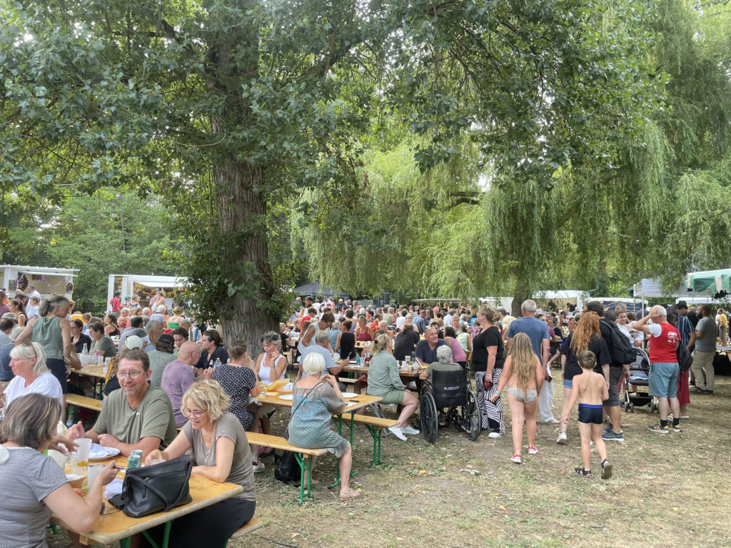 Marché gourmand à Poltrot